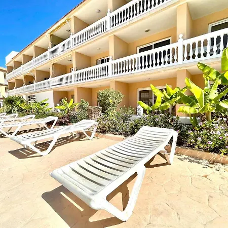 Estudio En Tenerife Sur Con Piscina Y Wifi